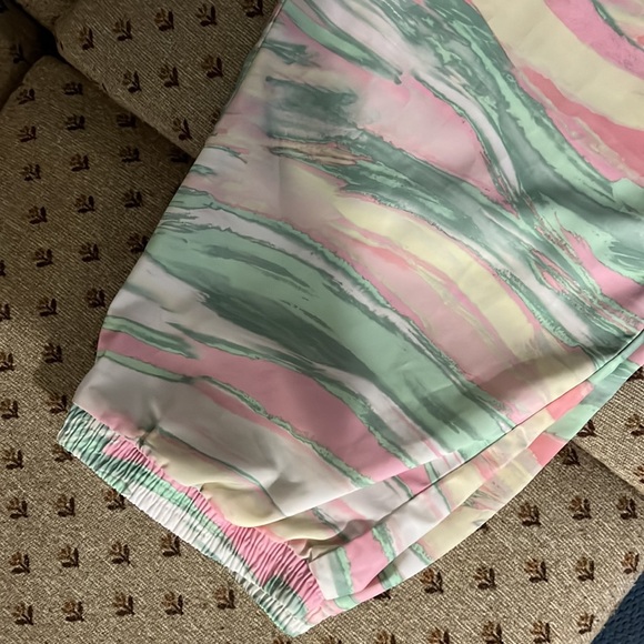 Adidas kinda wind pants but a little softer w/o the inner lining wind pants had - Picture 3 of 6